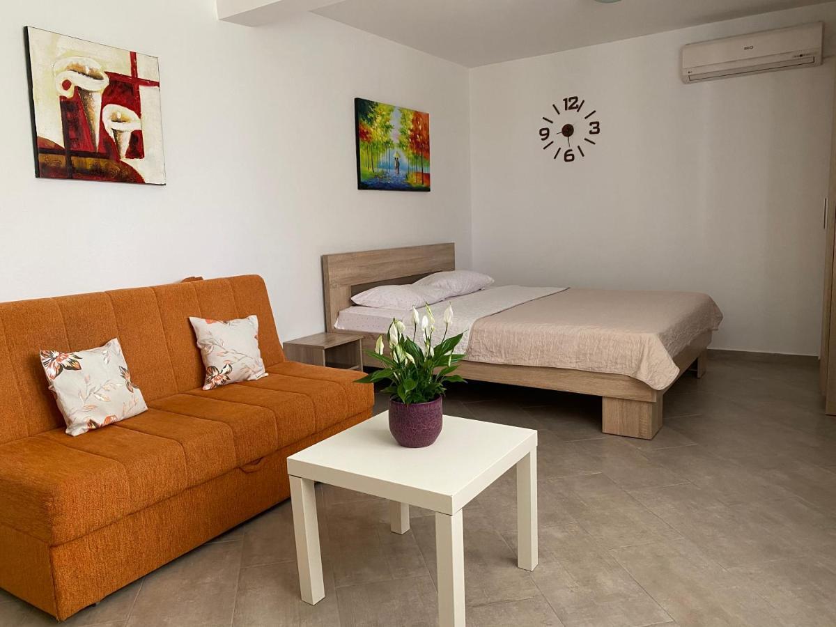 Dajkovic Apartmani Bar Exterior photo